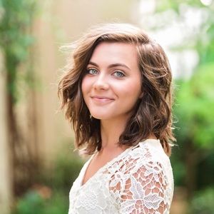 Meet your Posher, Claire